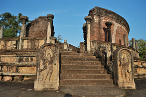 Słynna starożytna świątynia władców Sri Lanki w Polonnaruwa